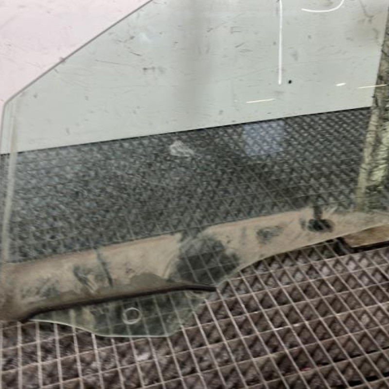 Vitre avant gauche RENAULT LATITUDE Photo n°2