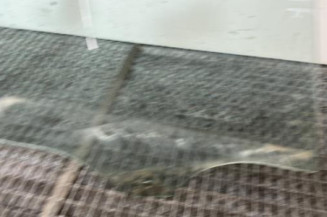 Vitre avant droit FORD FIESTA 6