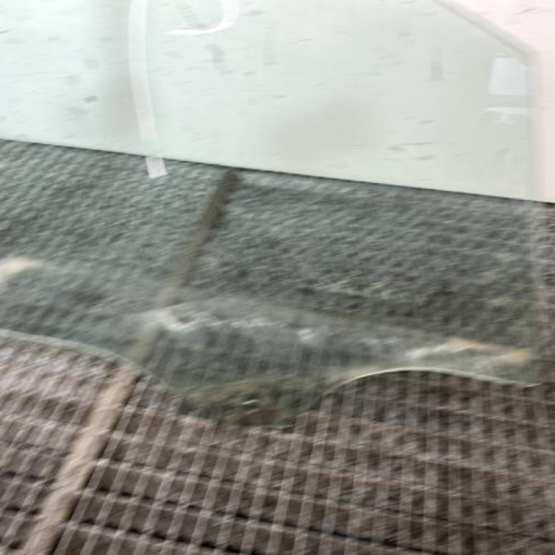 Vitre avant droit FORD FIESTA 6 Photo n°2