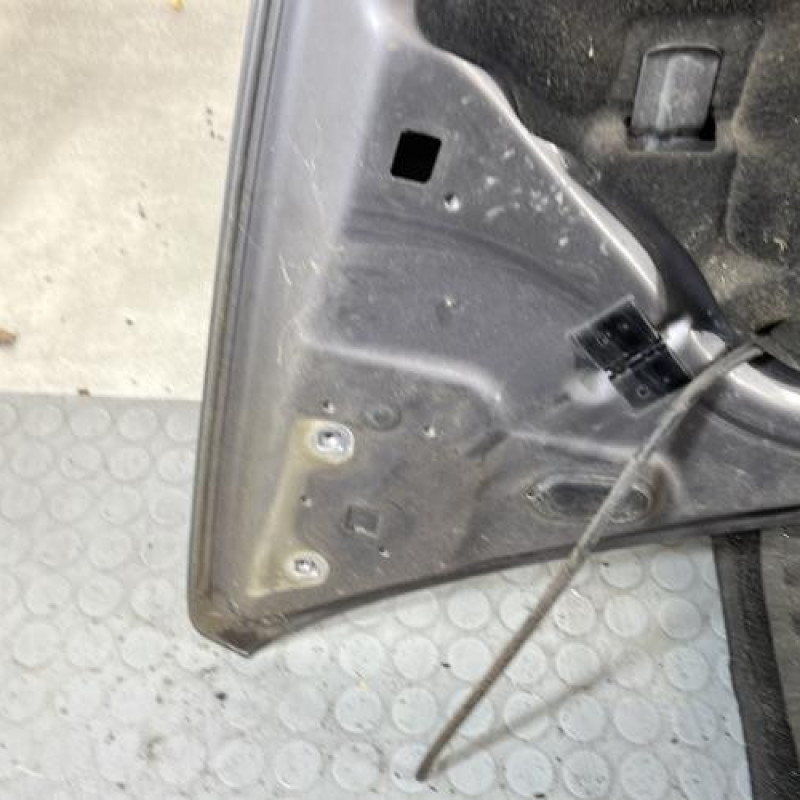 Capot RENAULT LAGUNA 3 Photo n°7