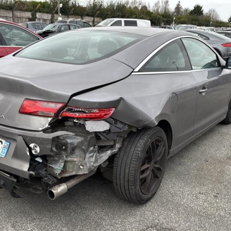 Capot RENAULT LAGUNA 3 Photo n°12