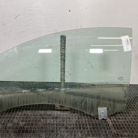 Vitre avant gauche RENAULT LAGUNA 3 Photo n°1