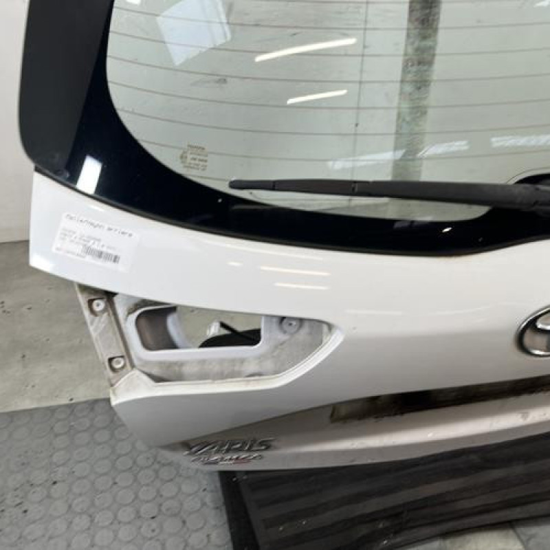 Malle/Hayon arriere TOYOTA YARIS 3 Photo n°5