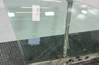 Vitre avant droit TOYOTA YARIS 3