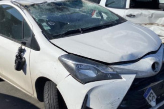 Vitre avant droit TOYOTA YARIS 3