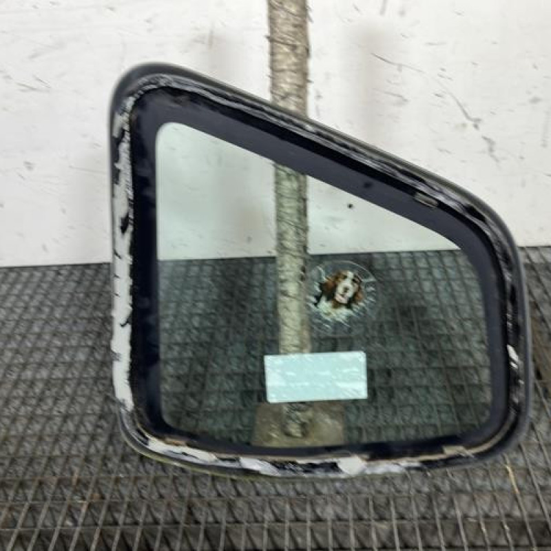 Custode arriere droit DACIA DUSTER 1 Photo n°4