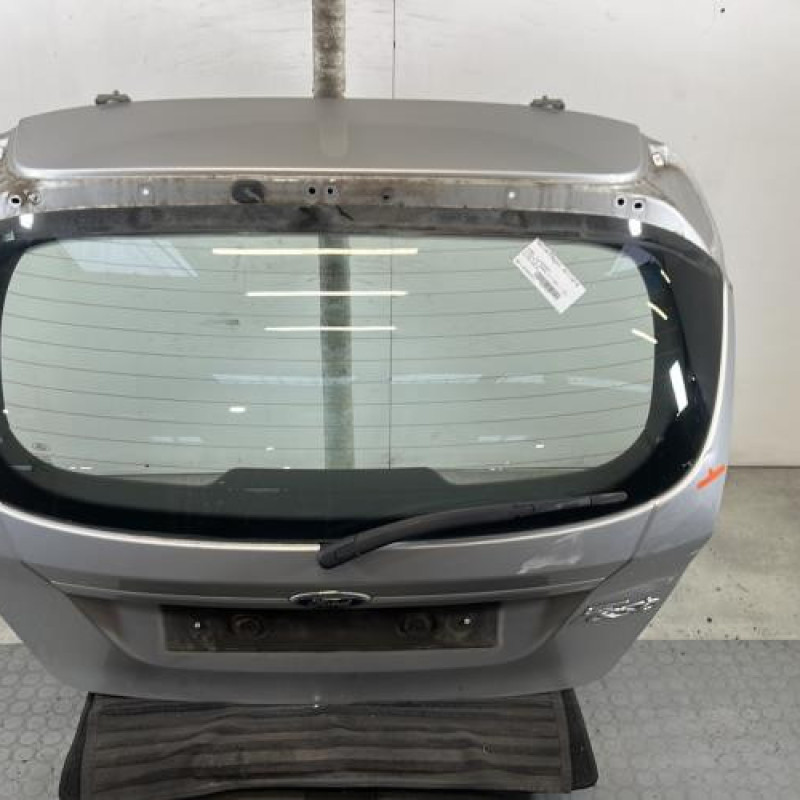 Malle/Hayon arriere FORD FIESTA 6 Photo n°1