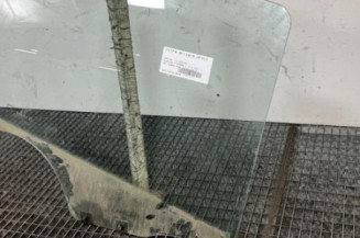 Vitre arriere droit DACIA DUSTER 1