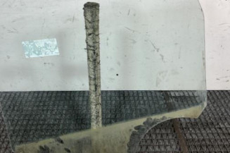 Vitre arriere droit DACIA DUSTER 1