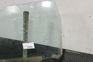 Vitre arriere gauche DACIA DUSTER 1