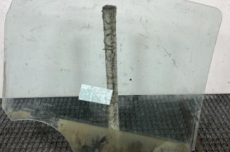 Vitre arriere gauche DACIA DUSTER 1