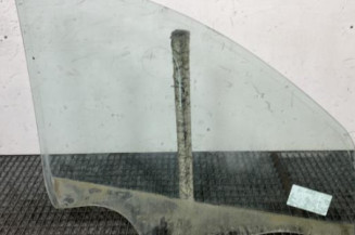 Vitre avant gauche DACIA DUSTER 1