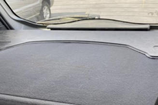 Vitre avant gauche DACIA DUSTER 1