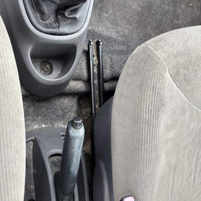 Bouton de coffre CITROEN C1 1 Photo n°19