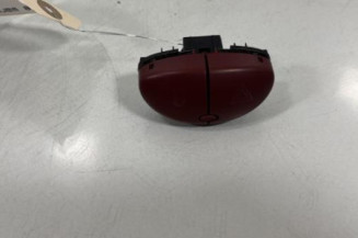 Bouton de warning PEUGEOT 206 Photo n°1