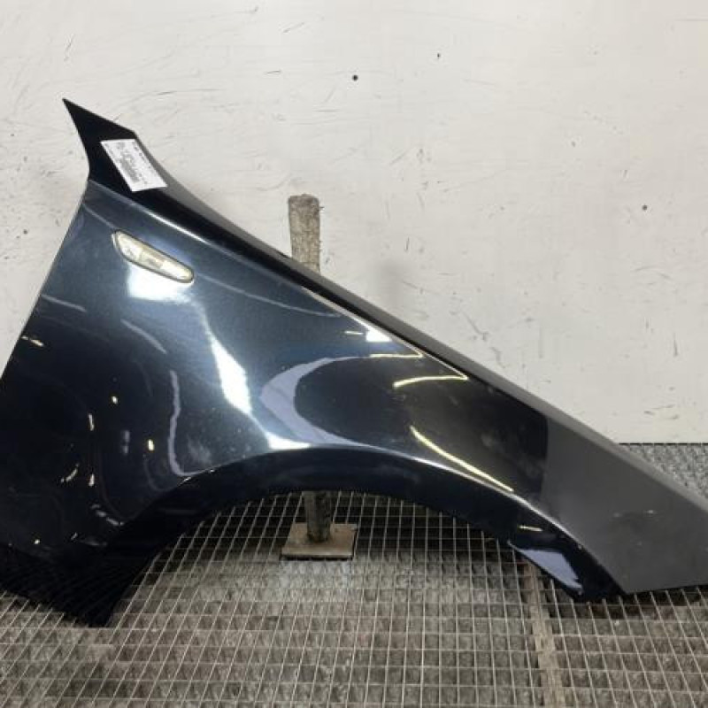 Aile avant droit BMW SERIE 1 E87 Photo n°1