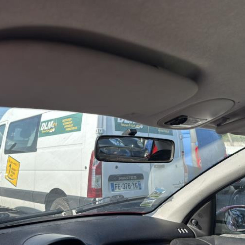 Bouton de warning PEUGEOT 206 Photo n°14