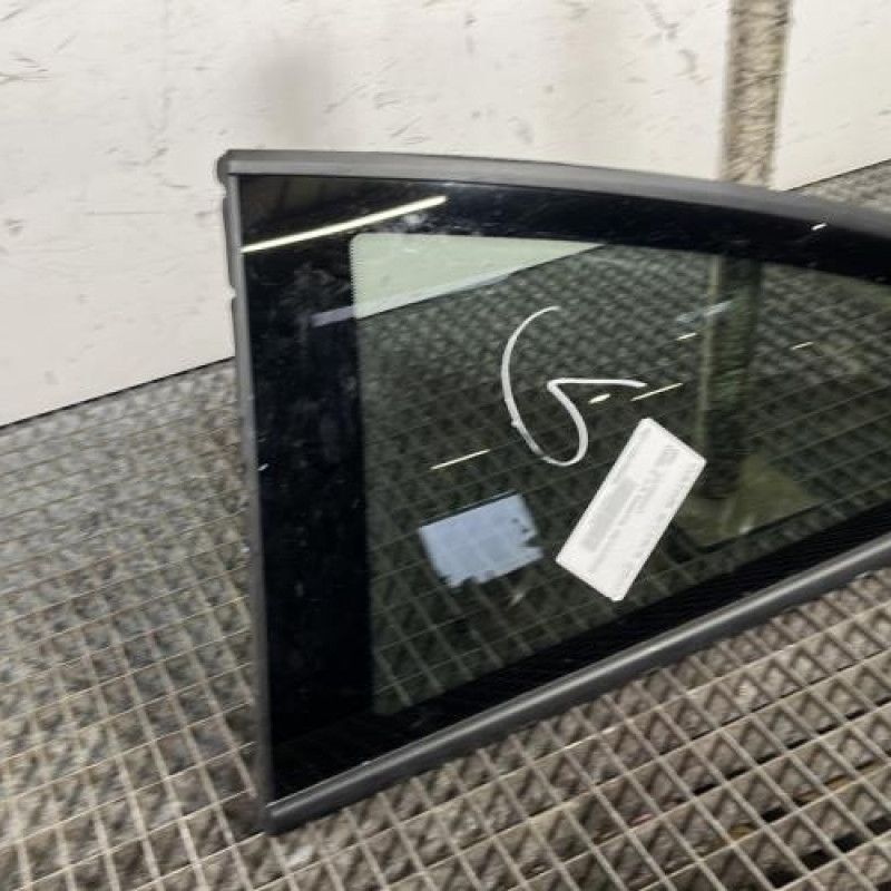 Custode arriere gauche OPEL CORSA E Photo n°2