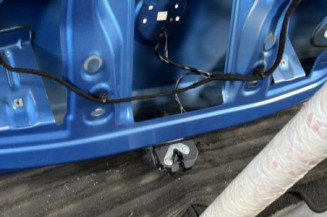 Malle/Hayon arriere OPEL CORSA E