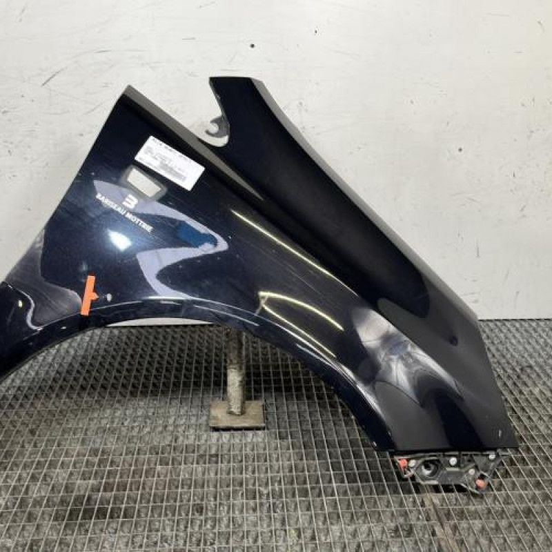 Aile avant droit OPEL CORSA D Photo n°1