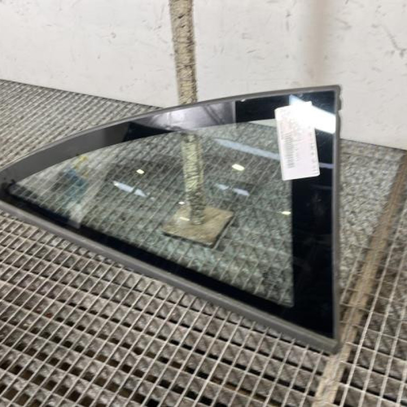 Custode arriere droit OPEL CORSA D Photo n°3