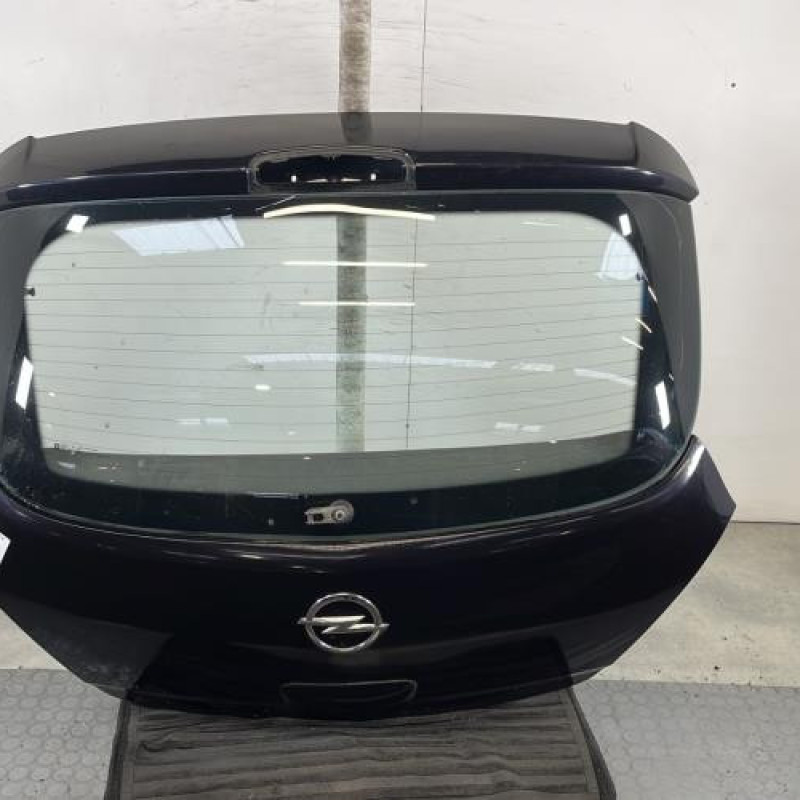 Malle/Hayon arriere OPEL CORSA D Photo n°1