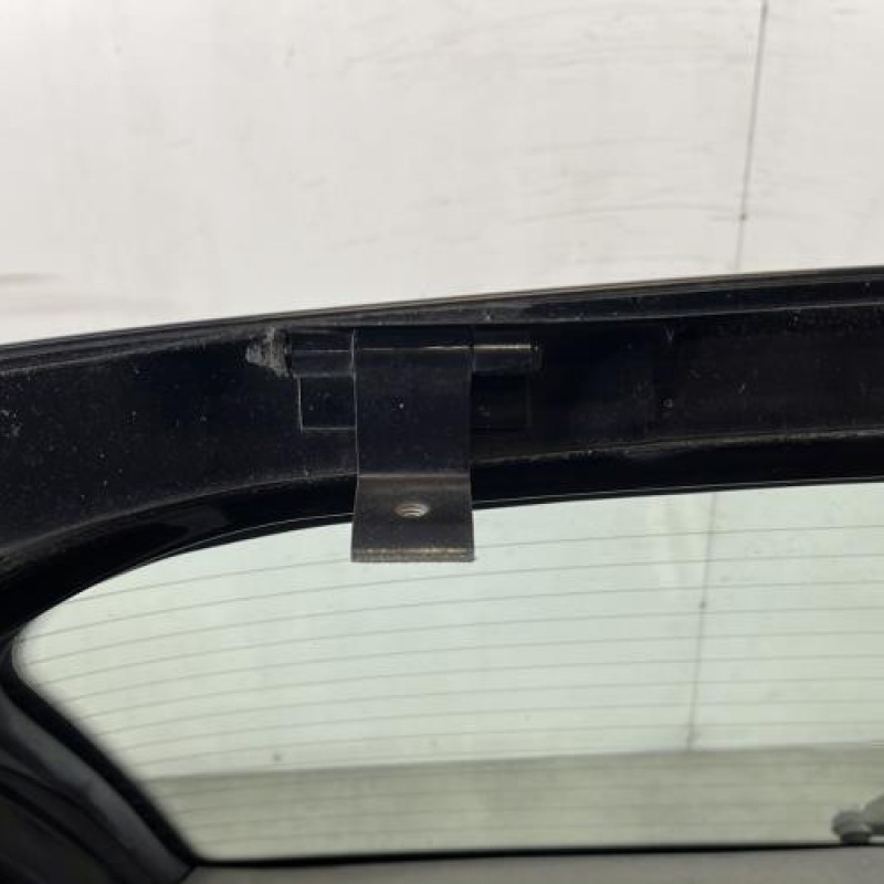 Malle/Hayon arriere OPEL CORSA D Photo n°6