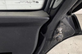 Malle/Hayon arriere OPEL CORSA D