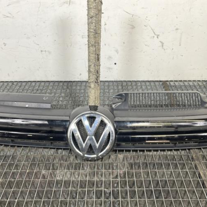 Calandre VOLKSWAGEN GOLF 6 Photo n°1