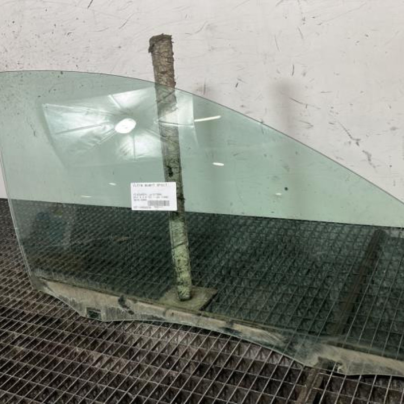 Vitre avant droit VOLKSWAGEN GOLF 6 Photo n°2