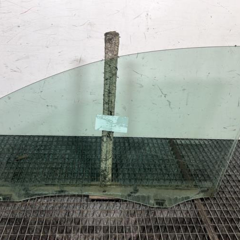 Vitre avant droit VOLKSWAGEN GOLF 6 Photo n°4