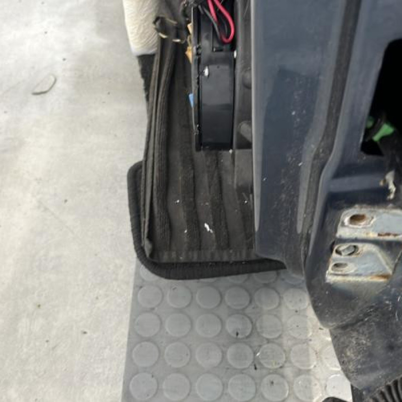 Porte avant gauche VOLKSWAGEN GOLF 6 Photo n°5