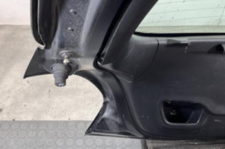 Malle/Hayon arriere PEUGEOT 208 1