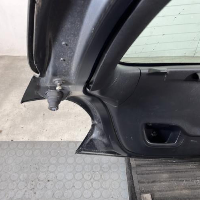Malle/Hayon arriere PEUGEOT 208 1 Photo n°9