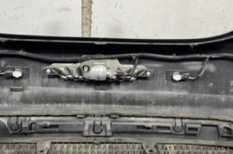 Pare choc arriere PEUGEOT 208 1