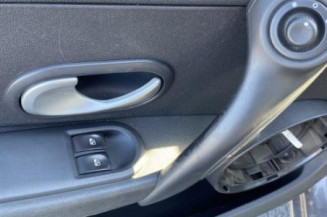 Retroviseur gauche RENAULT CLIO 3