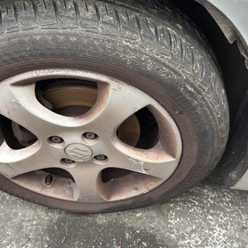 Moteur SUZUKI SWIFT 3 Photo n°18