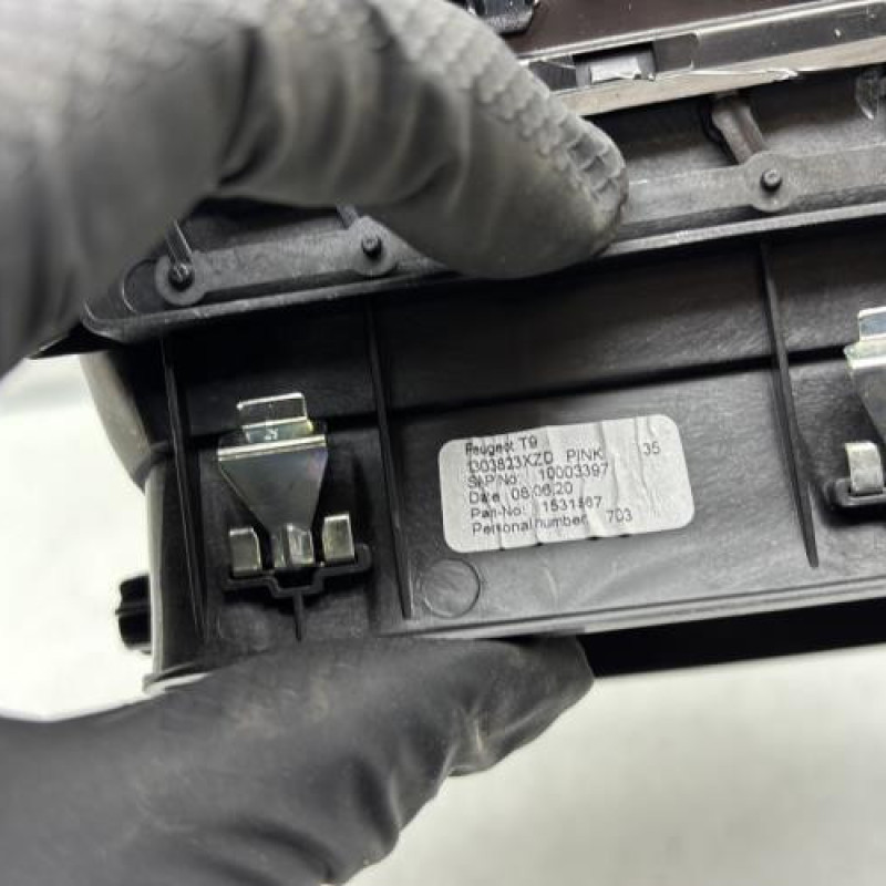 Aerateur tableau de bord avant droit PEUGEOT 308 2 Photo n°3