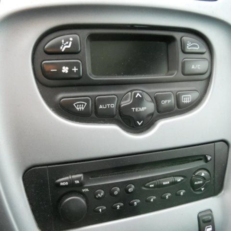 Aile avant gauche CITROEN XSARA PICASSO Photo n°11