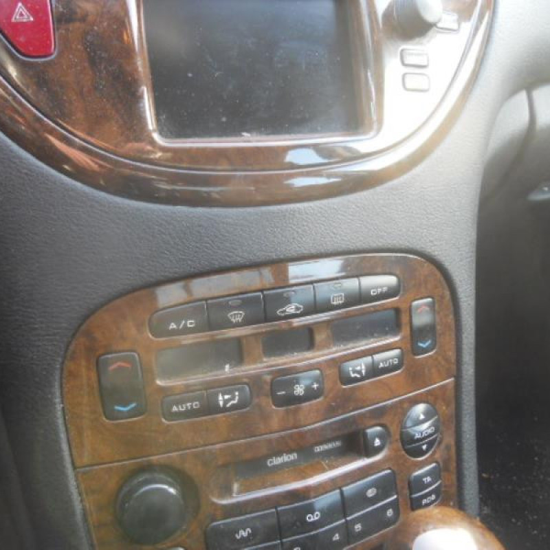 Aile avant droit PEUGEOT 607 Photo n°9