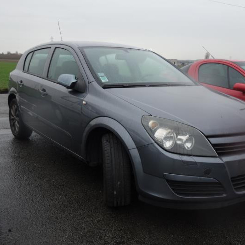 Aile avant droit OPEL ASTRA H Photo n°3
