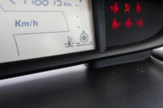 Aile avant droit CITROEN C4 1