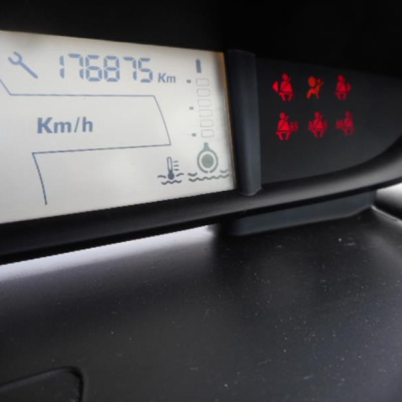 Aile avant droit CITROEN C4 1 Photo n°9