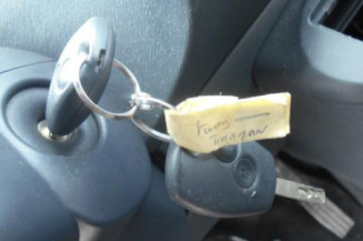 Malle/Hayon arriere RENAULT TWINGO 2