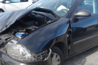 Malle/Hayon arriere SEAT CORDOBA 2