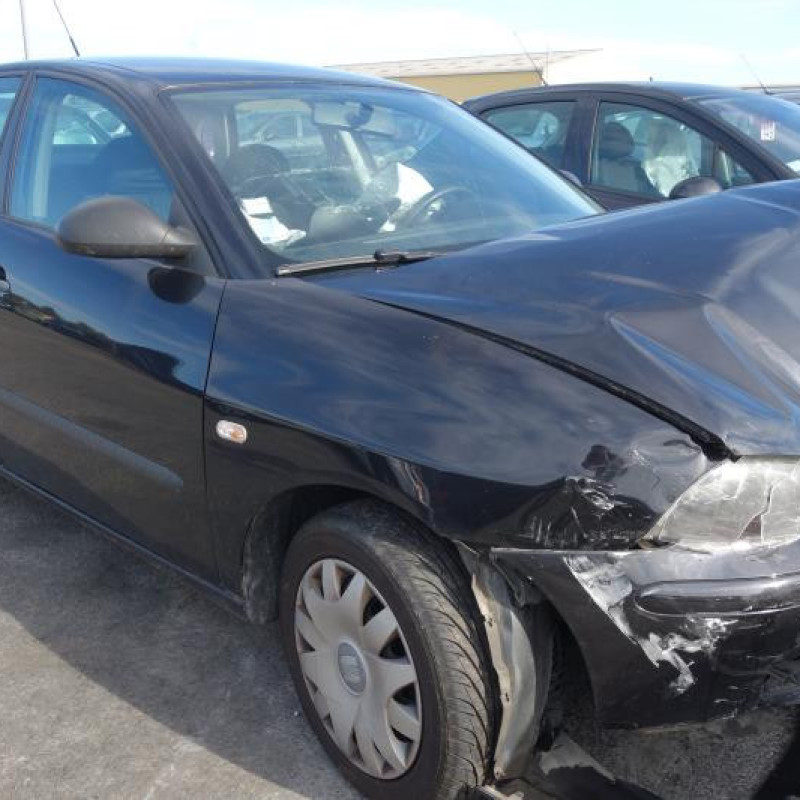 Malle/Hayon arriere SEAT CORDOBA 2 Photo n°4