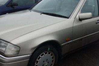 Malle/Hayon arriere MERCEDES CLASSE C