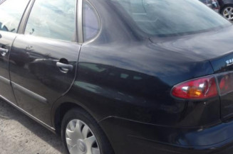 Malle/Hayon arriere SEAT CORDOBA 2