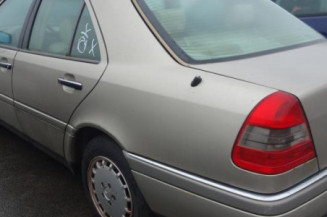 Malle/Hayon arriere MERCEDES CLASSE C