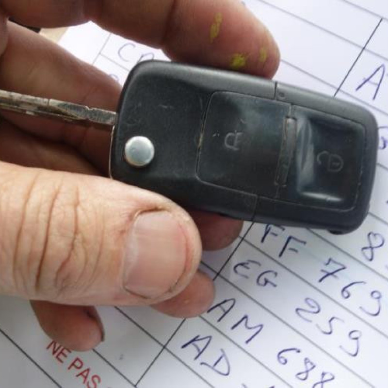 Porte arriere droit VOLKSWAGEN GOLF 4 Photo n°7